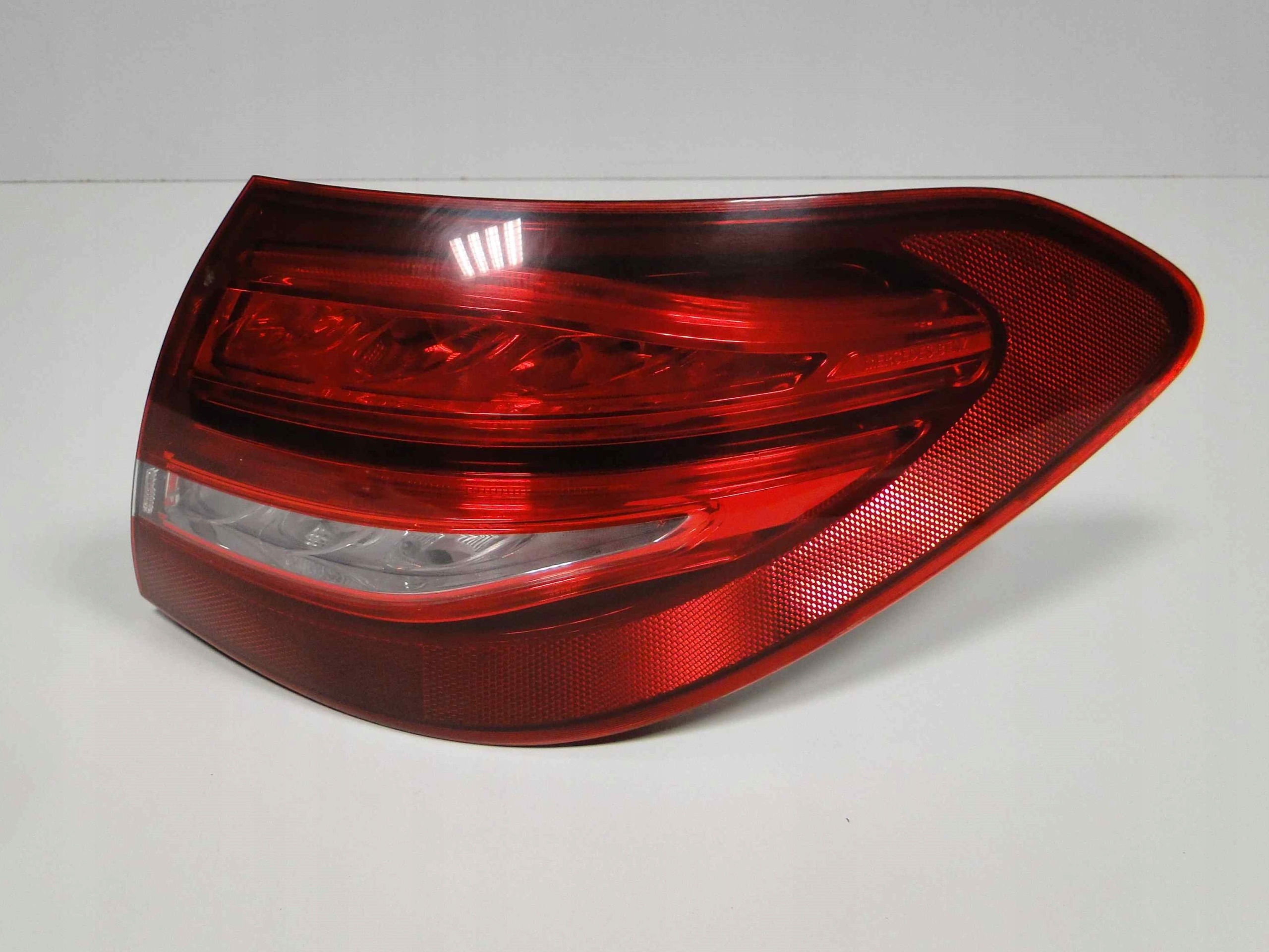 MERCEDES C S205 205 KOMBI LAMPA TYLNA PRAWA W205 - obrazek 3