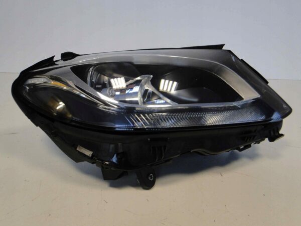 MERCEDES C W205 205 LAMPA PRZEDNIA PRAWA ZWYKŁA H7