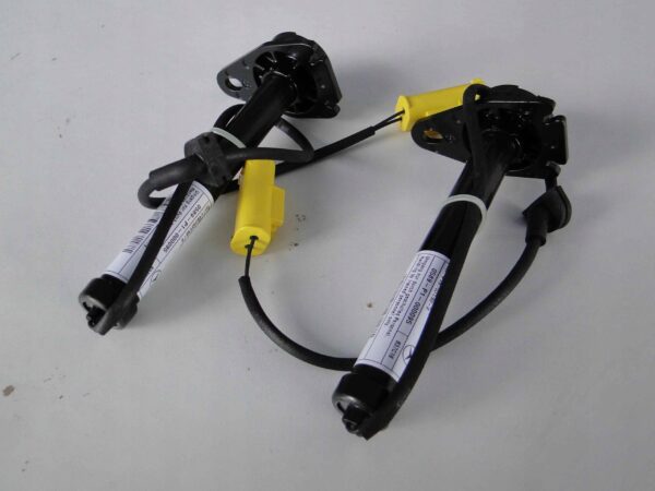 MERCEDES C 205 COUPE NABÓJ PIRO MASKI LEWY PRAWY