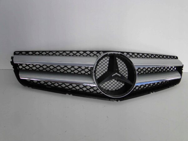 MERCEDES E KLASA 207 C/A W207 GRILL ATRAPA AMG