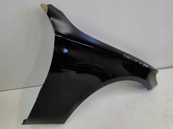 MERCEDES E KLASA W213 213 BŁOTNIK PRZEDNI PRAWY