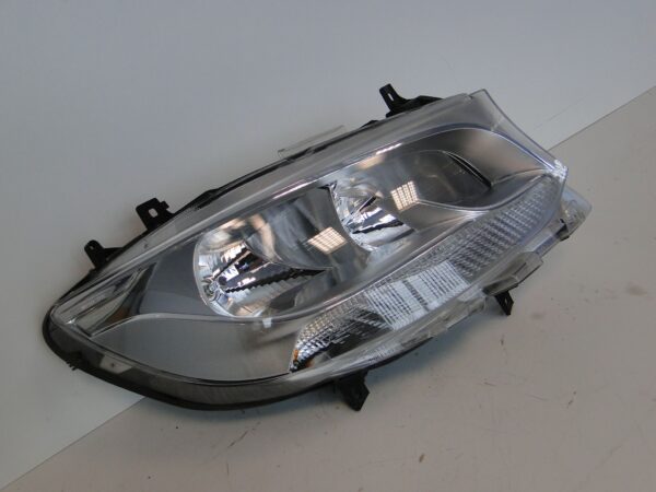 MERCEDES SPRINTER 907 W907 910 W910 LAMPA PRZEDNIA PRAWA