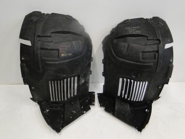 MERCEDES AMG GT 190 GT R NADKOLE PRZEDNIE PRAWE