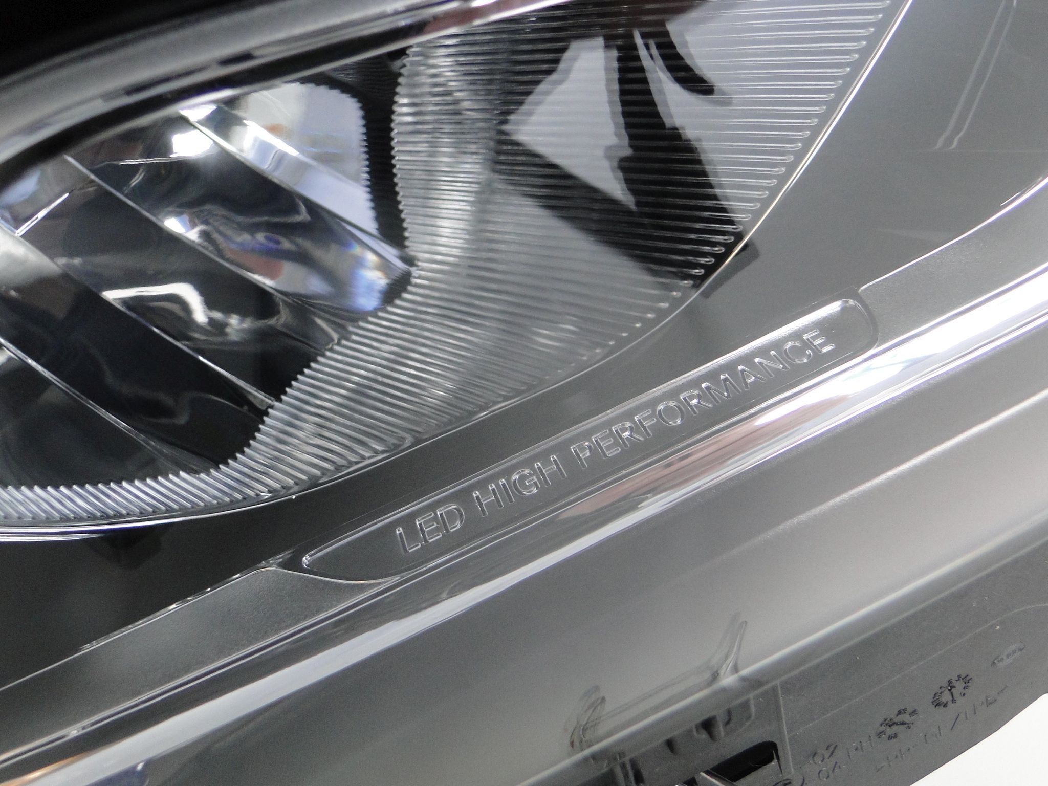 MERCEDES GLA 247 H247 LAMPA PRZEDNIA PRAWA LED - obrazek 9