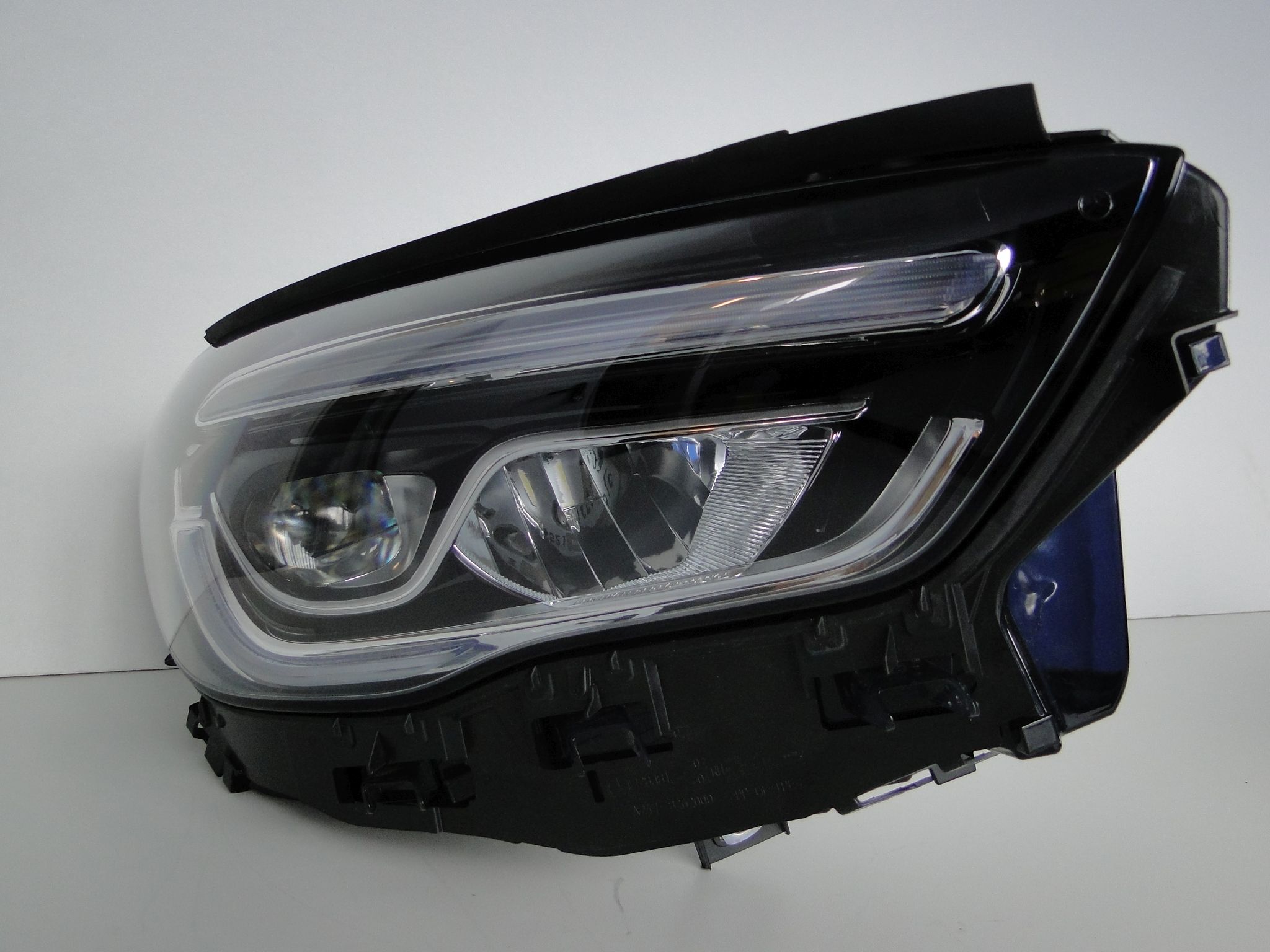 MERCEDES GLA 247 H247 LAMPA PRZEDNIA PRAWA LED - obrazek 5