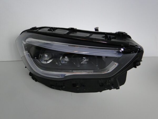 MERCEDES GLA 247 H247 LAMPA PRAWA PRZÓD MULTIBEAM