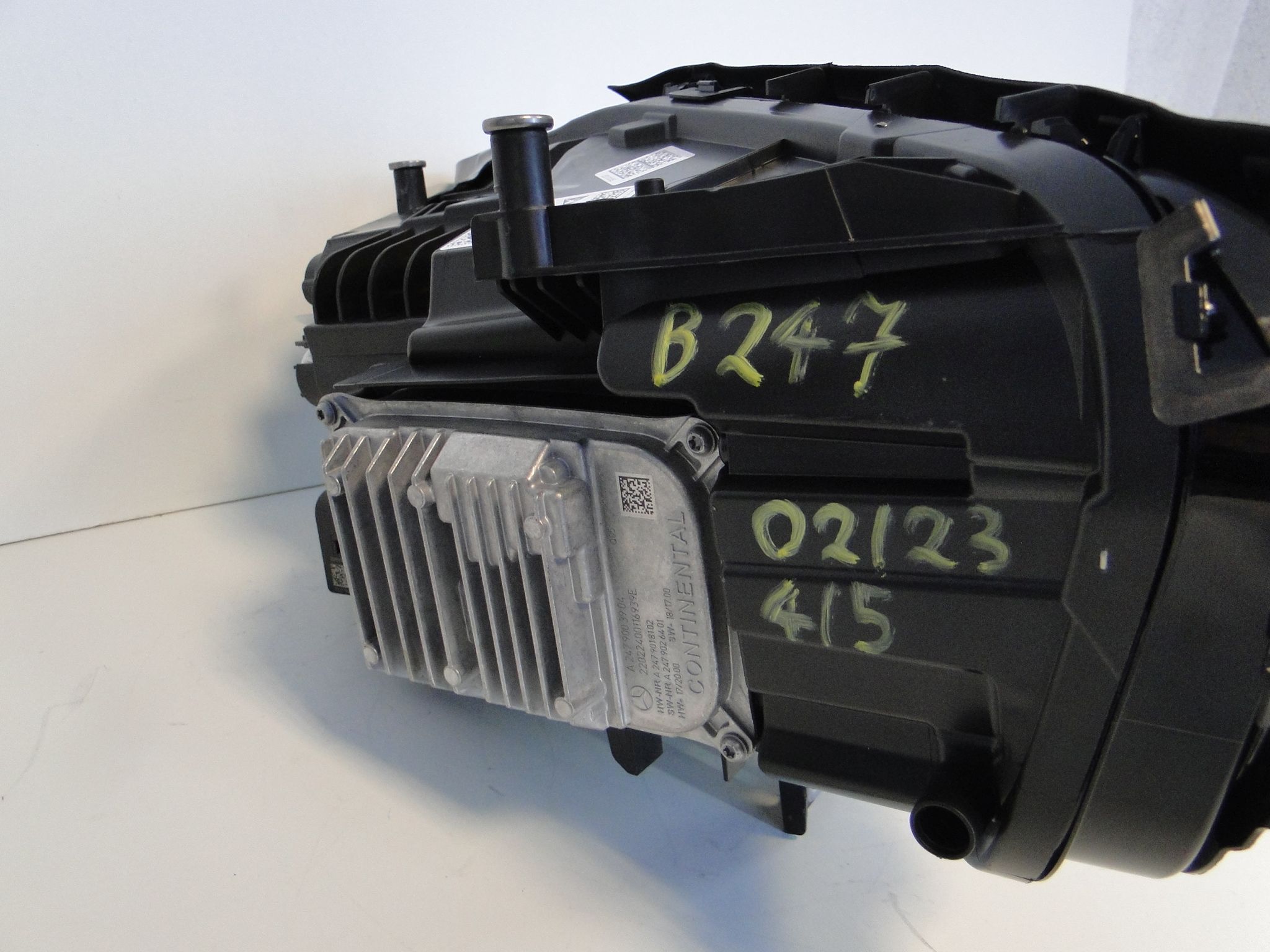 MERCEDES B KLASA 247 W247 LAMPA PRZEDNIA LEWA LED - obrazek 7