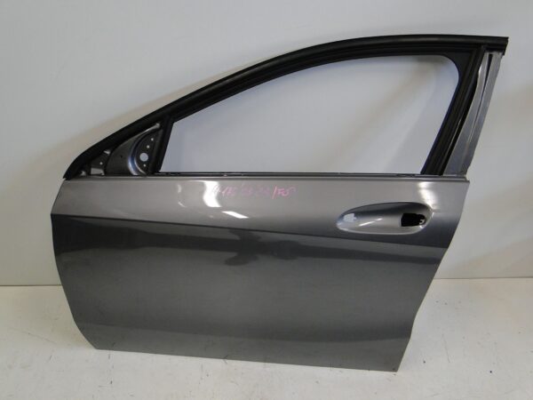 MERCEDES A KLASA W176 176 DRZWI PRZEDNIE LEWE