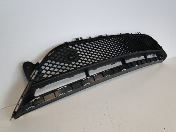 MERCEDES E KLASA 238 KRATKA ŚRODKOWA AMG W238 C/A