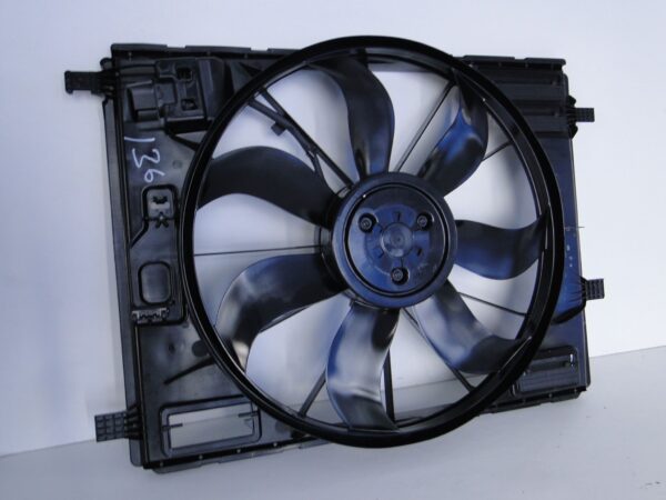 MERCEDES C KLASA 206 W206 WENTYLATOR CHŁODNIC 400W