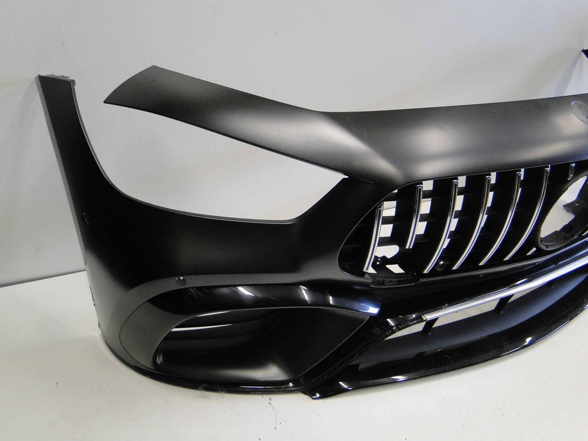 MERCEDES AMG GT 290 X290 63 AMG ZDERZAK PRZEDNI - obrazek 5