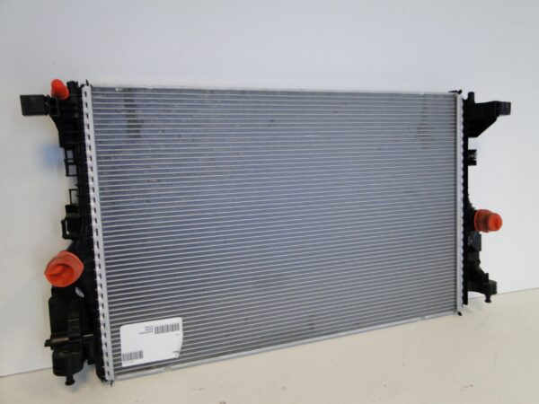 MERCEDES GLA 247 H247 CHŁODNICA WODY PŁYNU 45 AMG