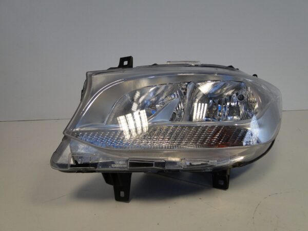 MERCEDES SPRINTER 907 W907 910 LAMPA PRZEDNIA LEWA