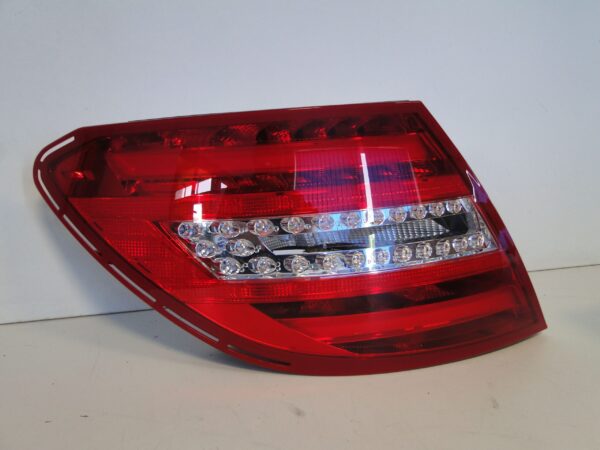 MERCEDES C KLASA W204 LAMPA TYLNA LEWA COUPE
