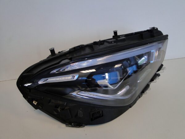 MERCEDES CLA 118 W118 LAMPA PRAWA LED MULTIBEAM
