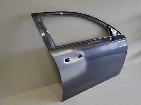 MERCEDES A KLASA 177 W177 DRZWI PRZEDNIE PRAWE