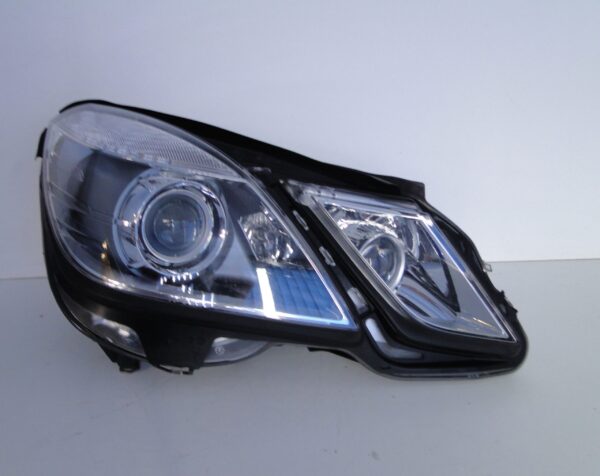 MERCEDES E 212 W212 LAMPA PRAWA AMG BI-XENON