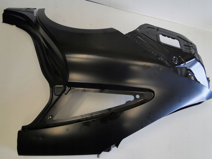 MERCEDES CLA 118 COUPE BŁOTNIK TYLNY PRAWY W118 - obrazek 6