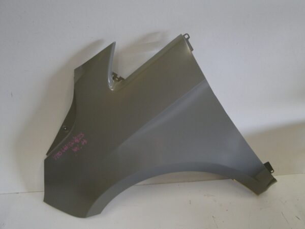 MERCEDES V KLASA 447 W447 BŁOTNIK PRZEDNI LEWY