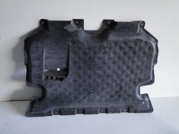 MERCEDES C 205 W205 OSŁONA PŁYTA POD SILNIK 4MATIC