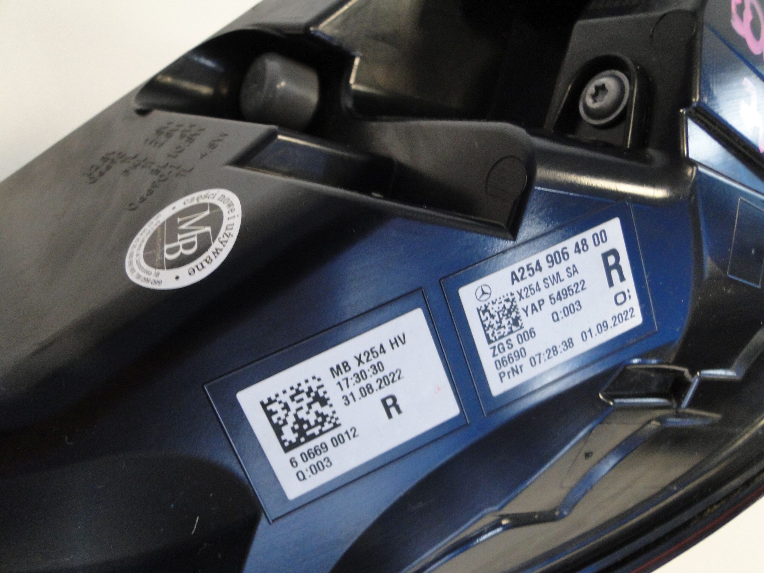 MERCEDES GLC 254 X254 LAMPA TYLNA PRAWA - obrazek 9