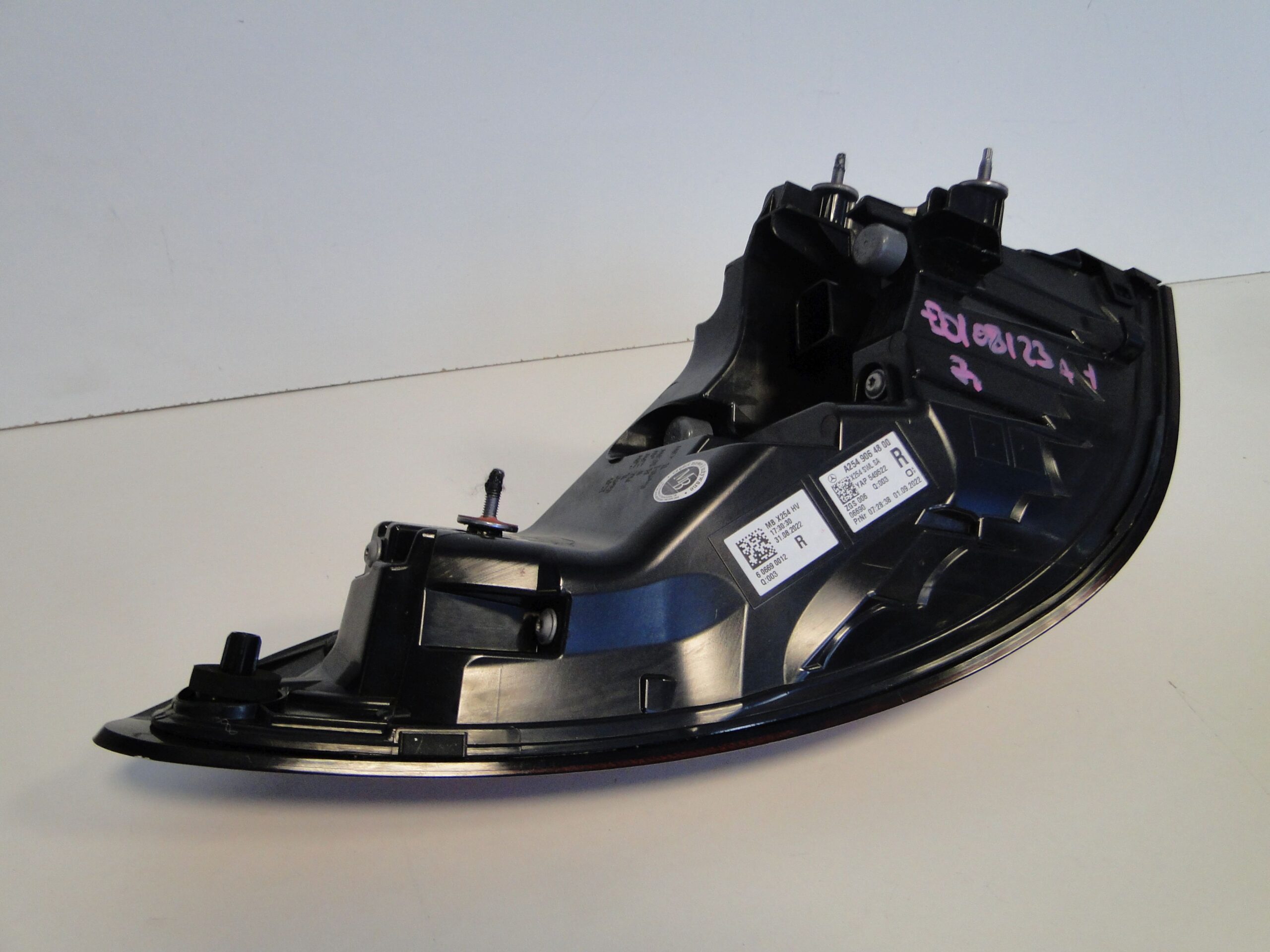 MERCEDES GLC 254 X254 LAMPA TYLNA PRAWA - obrazek 4