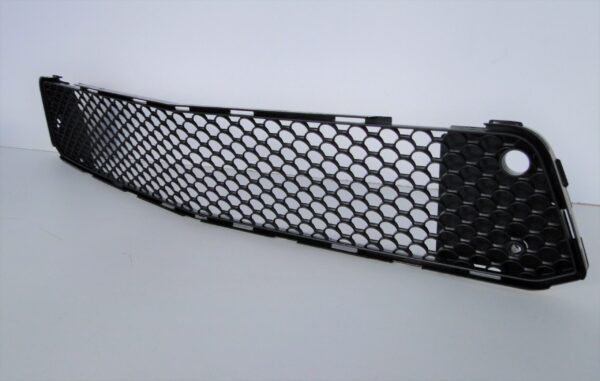 MERCEDES S 221 LIFT 63 KRATKA ŚRODKOWA ZDERZAKA