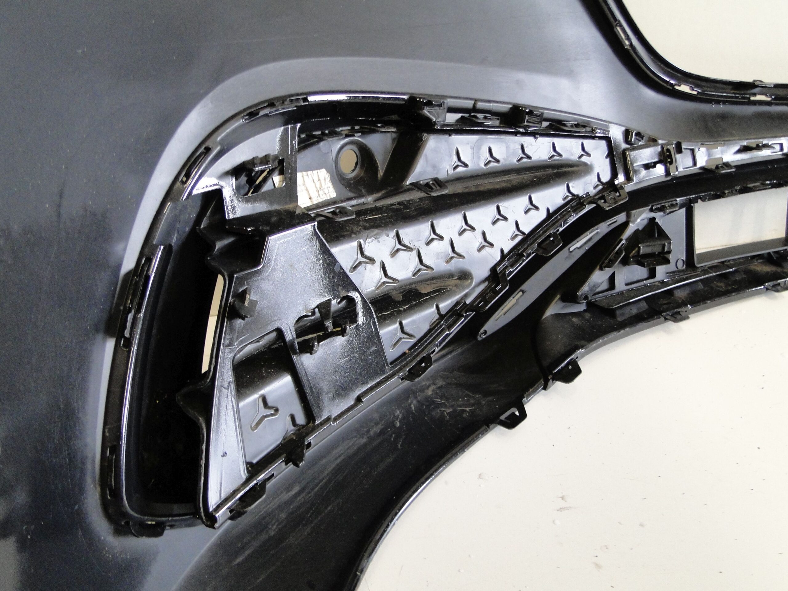 MERCEDES E 214 W214 AMG ZDERZAK PRZEDNI 197 - obrazek 16