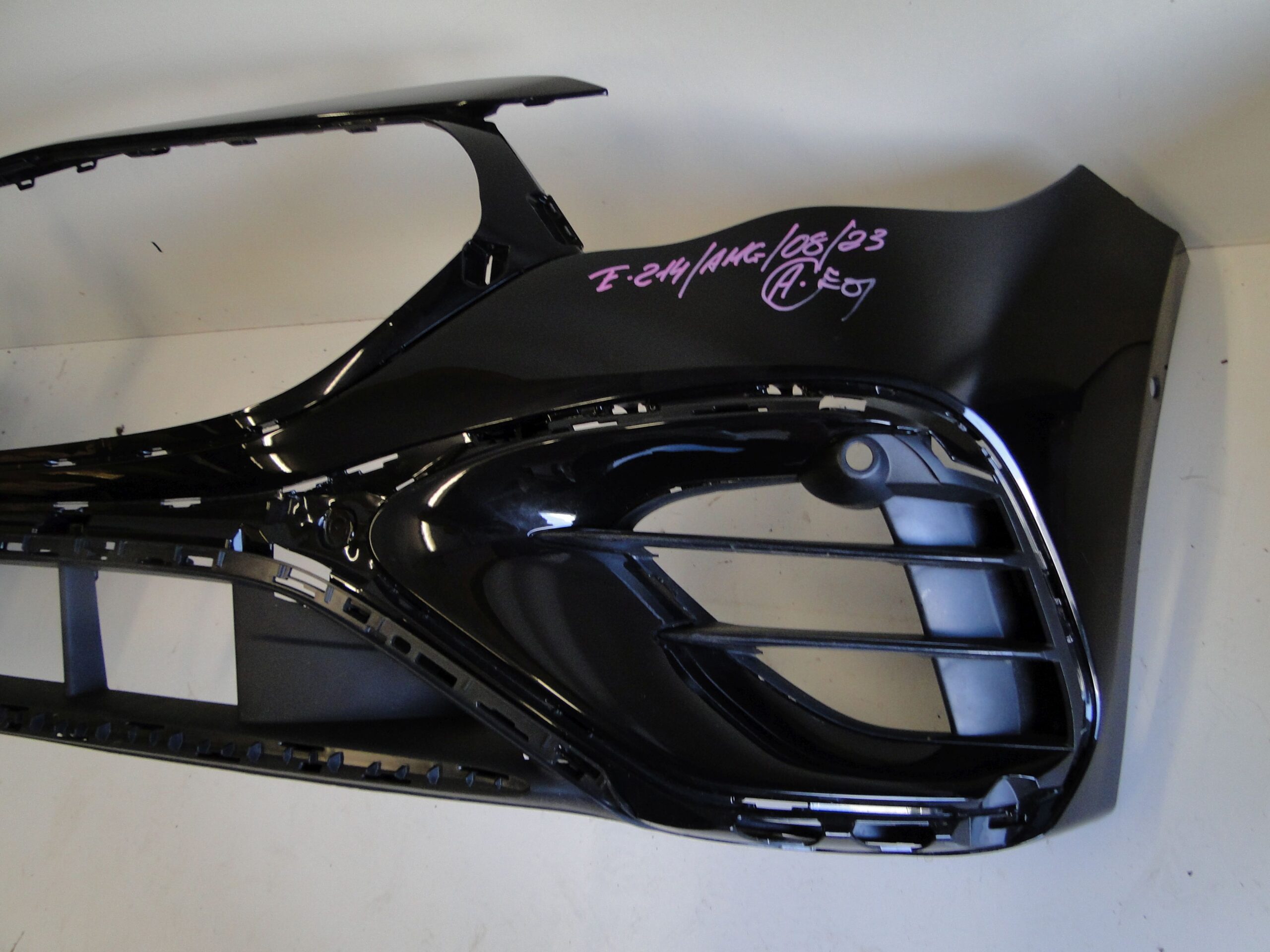 MERCEDES E 214 W214 63 AMG ZDERZAK PRZEDNI PTS - obrazek 12