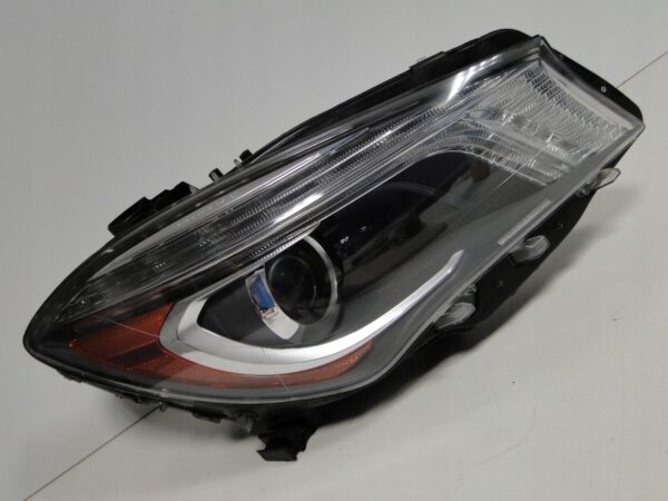 MERCEDES CLA 117 W117 LAMPA PRAWA KSENON BI-XENON REFLEKTOR AMERYKA USA