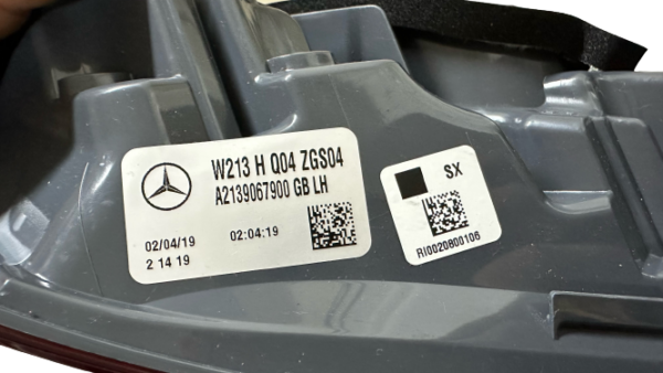 MERCEDES E 213 W213 LAMPA TYLNA LEWA LED SEDAN