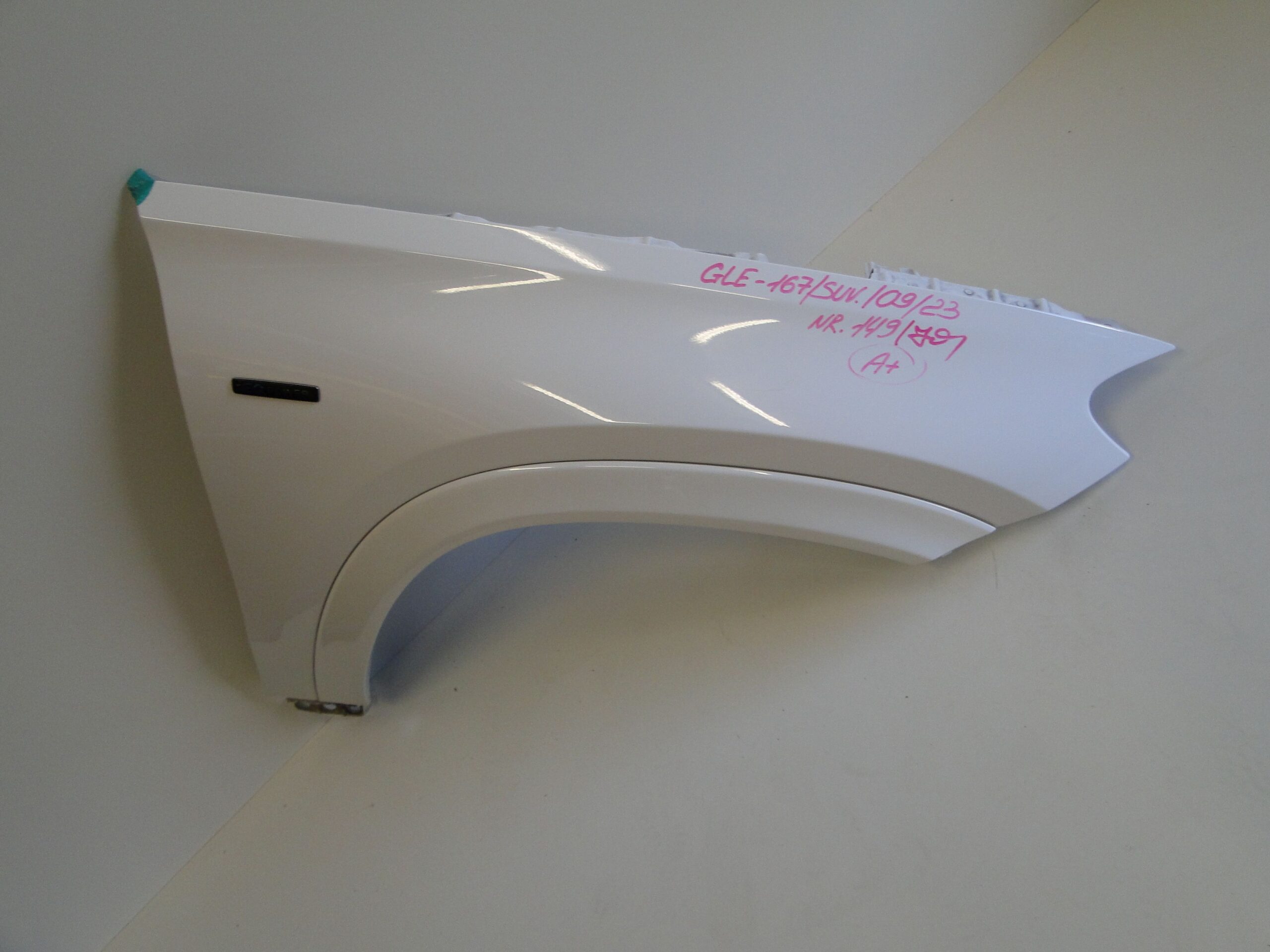 MERCEDES GLE 167 W167 SUV BŁOTNIK PRZEDNI PRAWY 149 - obrazek 4