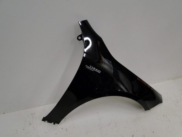 MERCEDES CLA 117 W117 BŁOTNIK PRZEDNI PRAWY 35 45 AMG