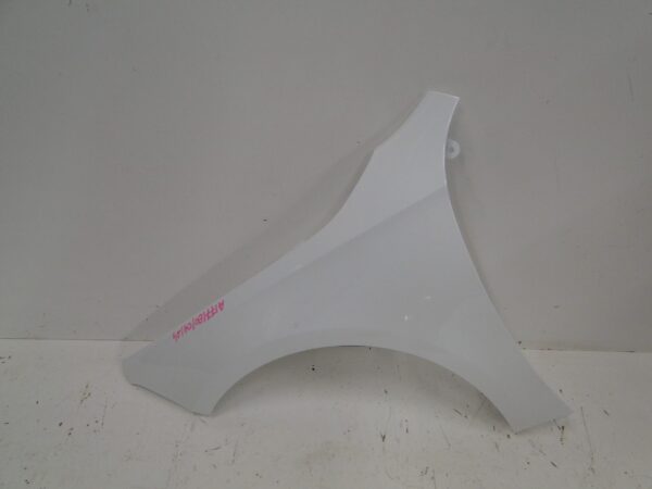 MERCEDES A KLASA 177 BŁOTNIK PRZEDNI LEWY W177