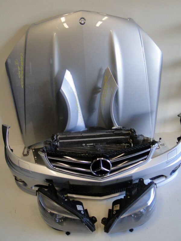 MERCEDES C KLASA 204 W204 LAMPA PRZEDNIA PRAWA LEWA BI-XENON SKRĘTNY 63 AMG