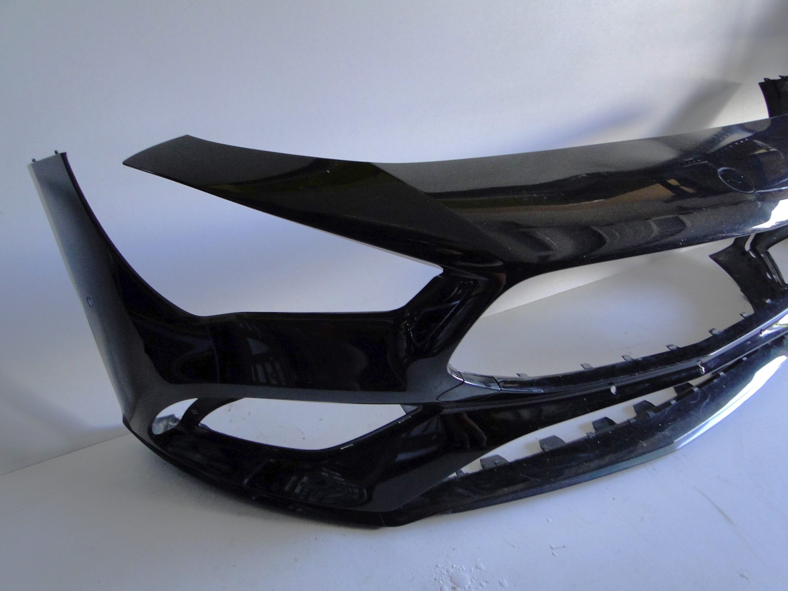 MERCEDES CLA 118 W118 ZDERZAK PRZEDNI PTS AMG A1188853901 A1188808700 - obrazek 5