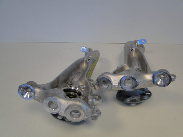 MERCEDES CLE 236 C236 ZWROTNICA PRZEDNIA LEWA 53 AMG A2363321100