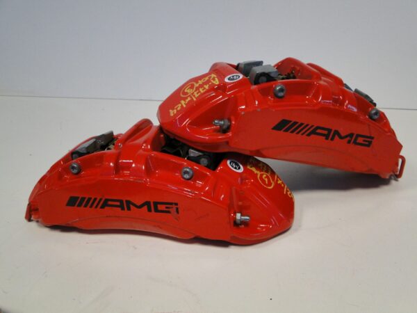 MERCEDES A KLASA 177 CLA 118 GLA 247 ZACISK HAMULCOWY PRAWY LEWY 45 AMG