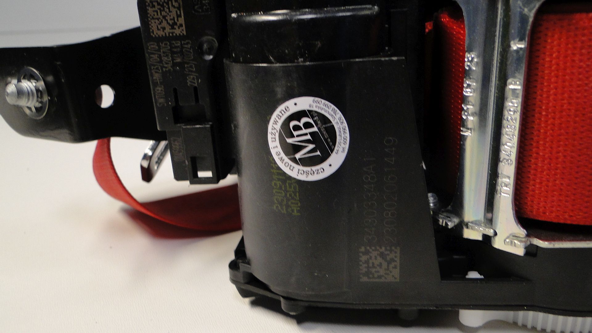 MERCEDES CLE 236 C236 PAS BEZPIECZEŃSTWA PRZEDNI PRAWY A2068607600 3D53 - obrazek 8