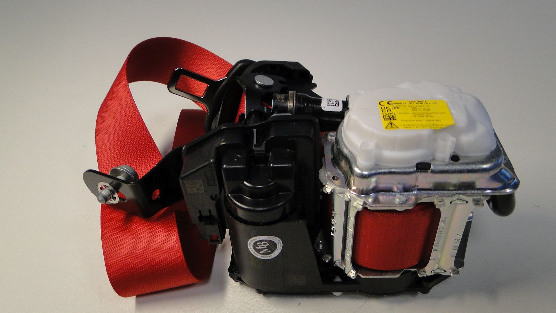 MERCEDES CLE 236 C236 PAS BEZPIECZEŃSTWA PRZEDNI PRAWY A2068607600 3D53 - obrazek 13