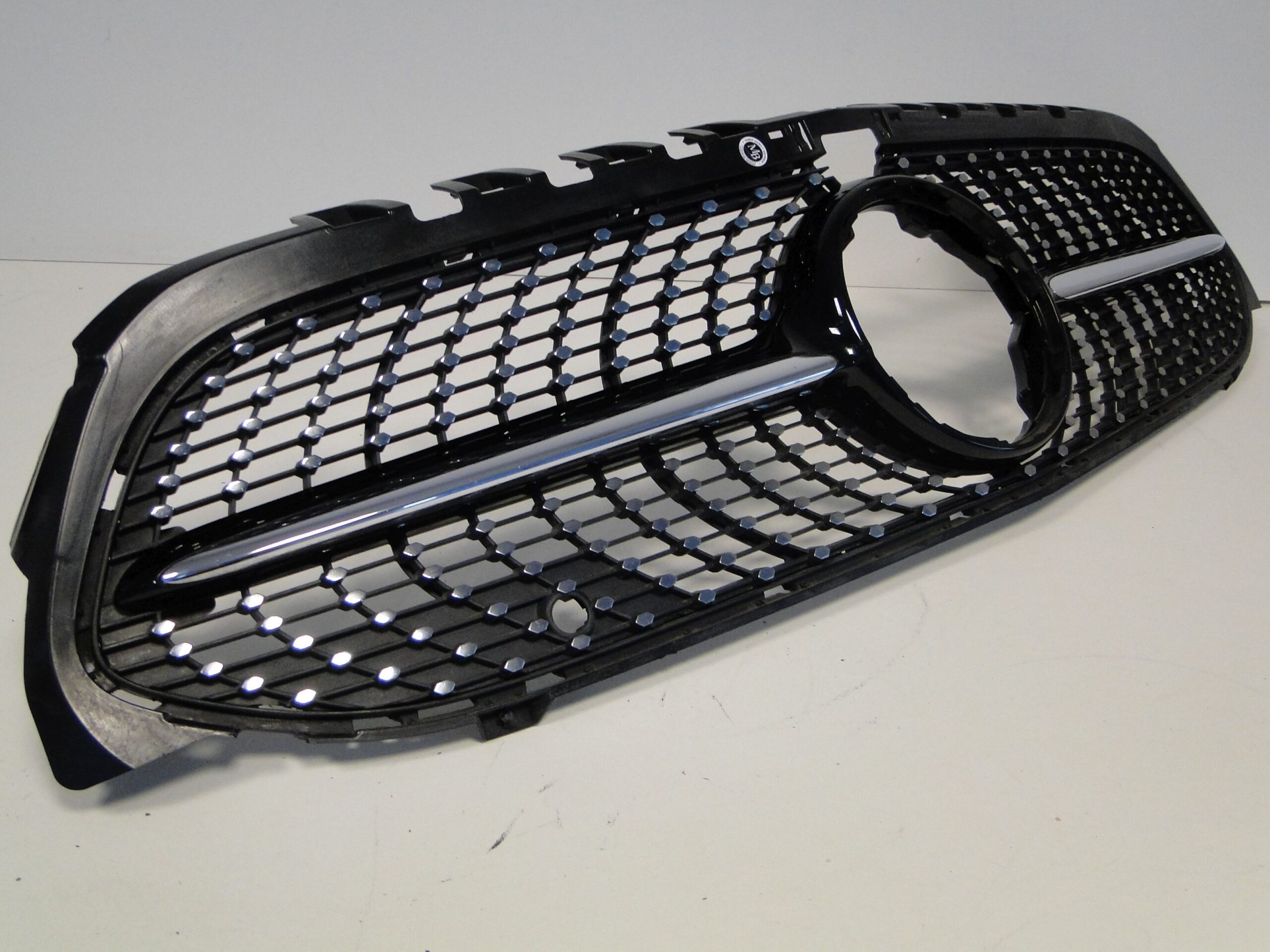 MERCEDES GRILL ATRAPA AMG DIAMENT NA KAMERĘ A KLASA W177 177 PRZED LIFTEM - obrazek 9