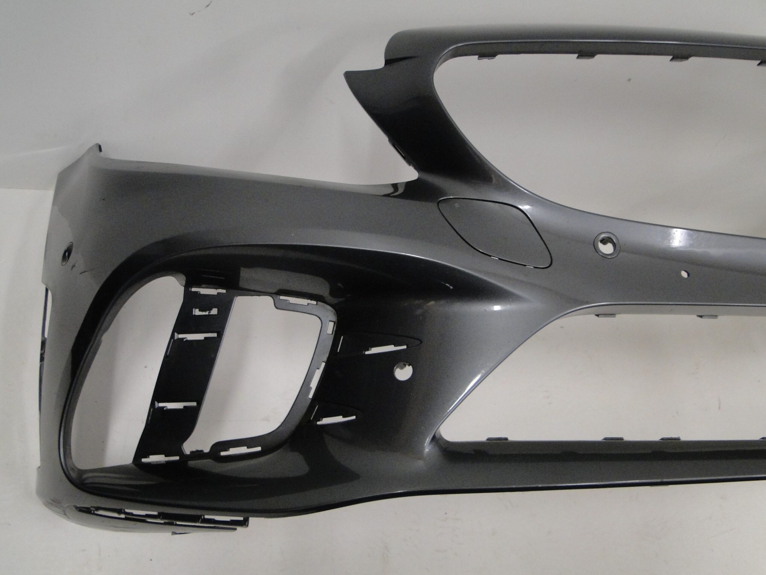 MERCEDES ZDERZAK PRZEDNI AMG NA CZUJNIKI PTS BEZ KAMERY C KLASA W205 205 LIFT - obrazek 3