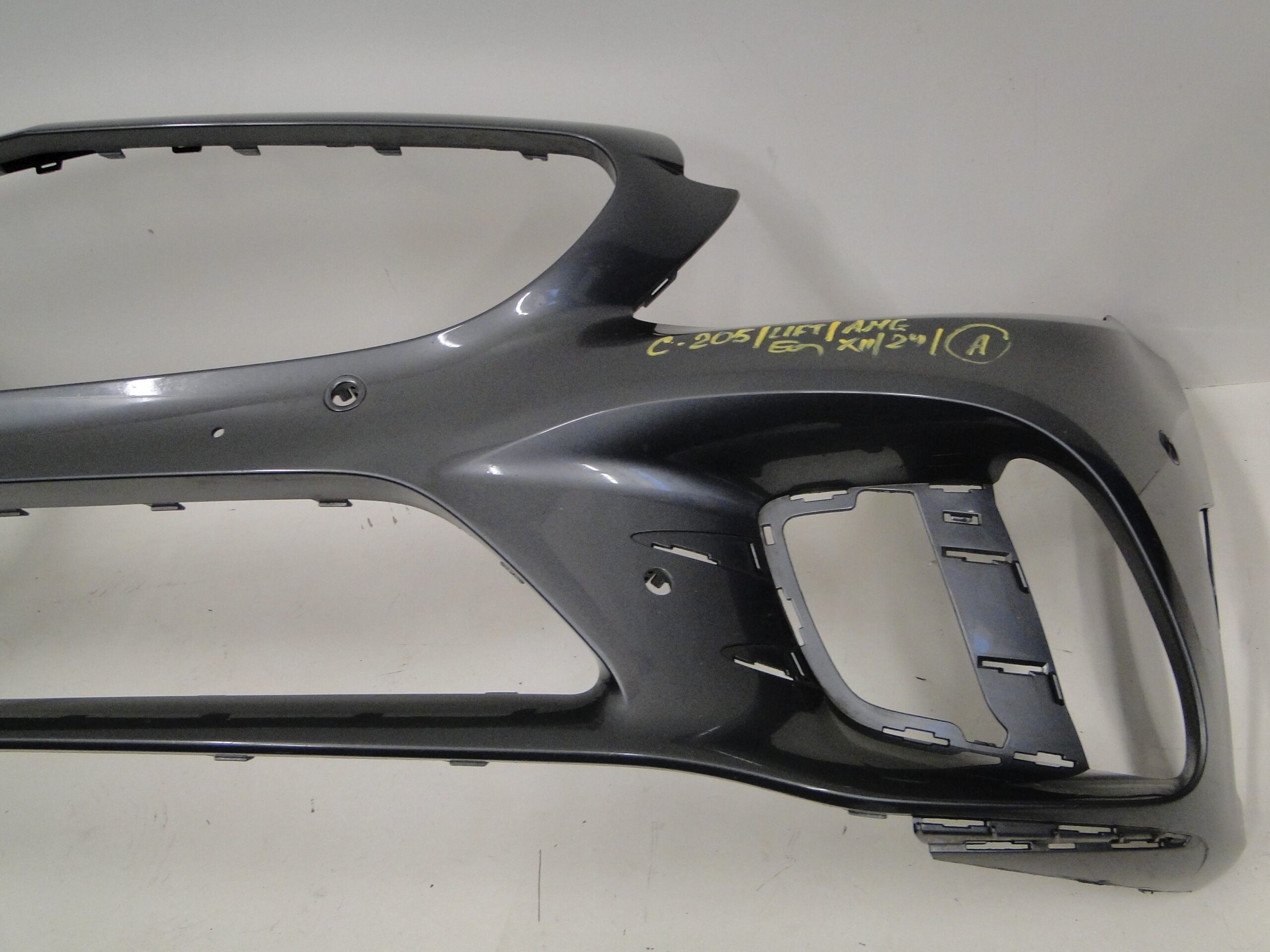 MERCEDES ZDERZAK PRZEDNI AMG NA CZUJNIKI PTS BEZ KAMERY C KLASA W205 205 LIFT - obrazek 7