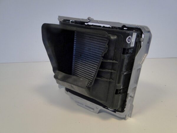 MERCEDES OBUDOWA CHŁODNICY PRAWEJ W NADKOLE AMG GT 192 SL 232