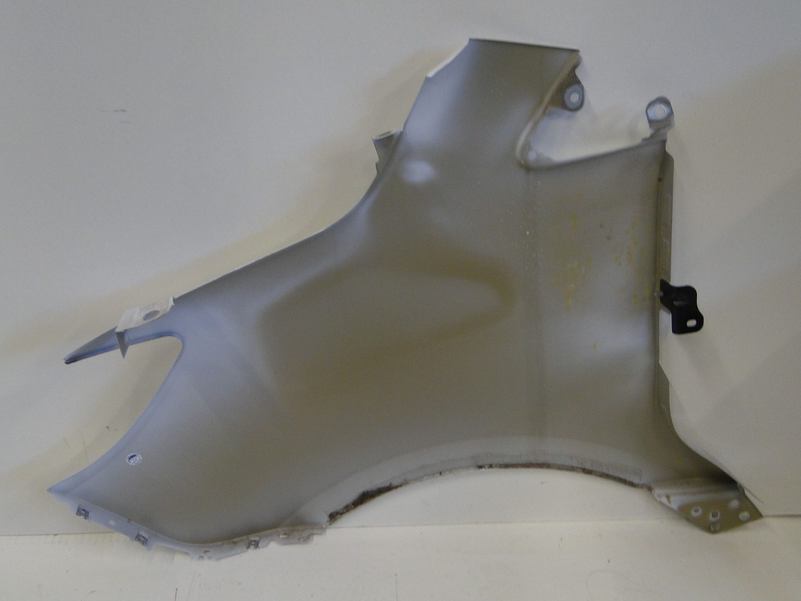 MERCEDES BŁOTNIK PRZEDNI PRAWY BIAŁY 147 SPRINTER W907 907 W910 910 - obrazek 4