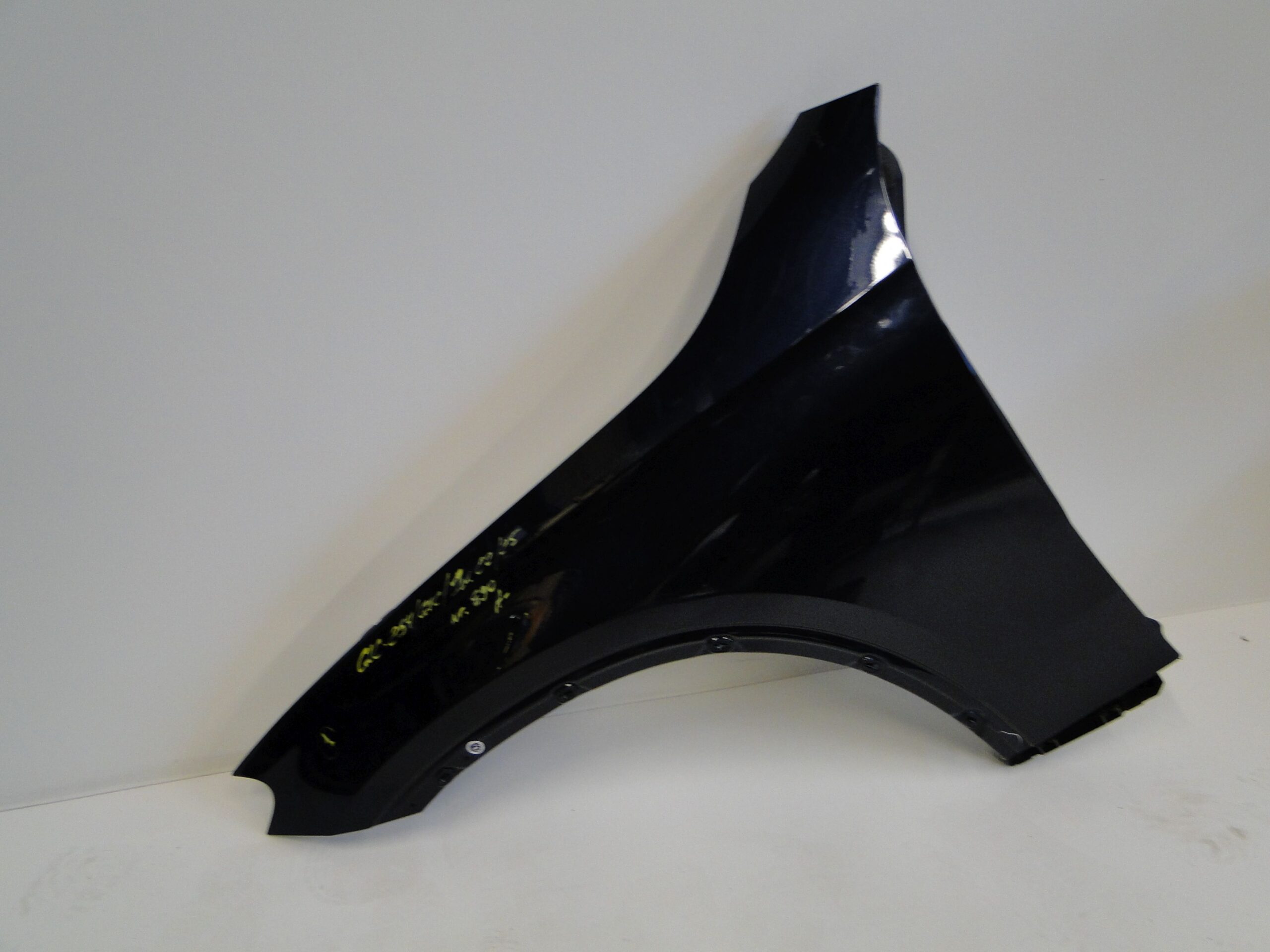 MERCEDES BŁOTNIK PRZEDNI LEWY GLC 254 X254 A2548809300 890 - obrazek 7