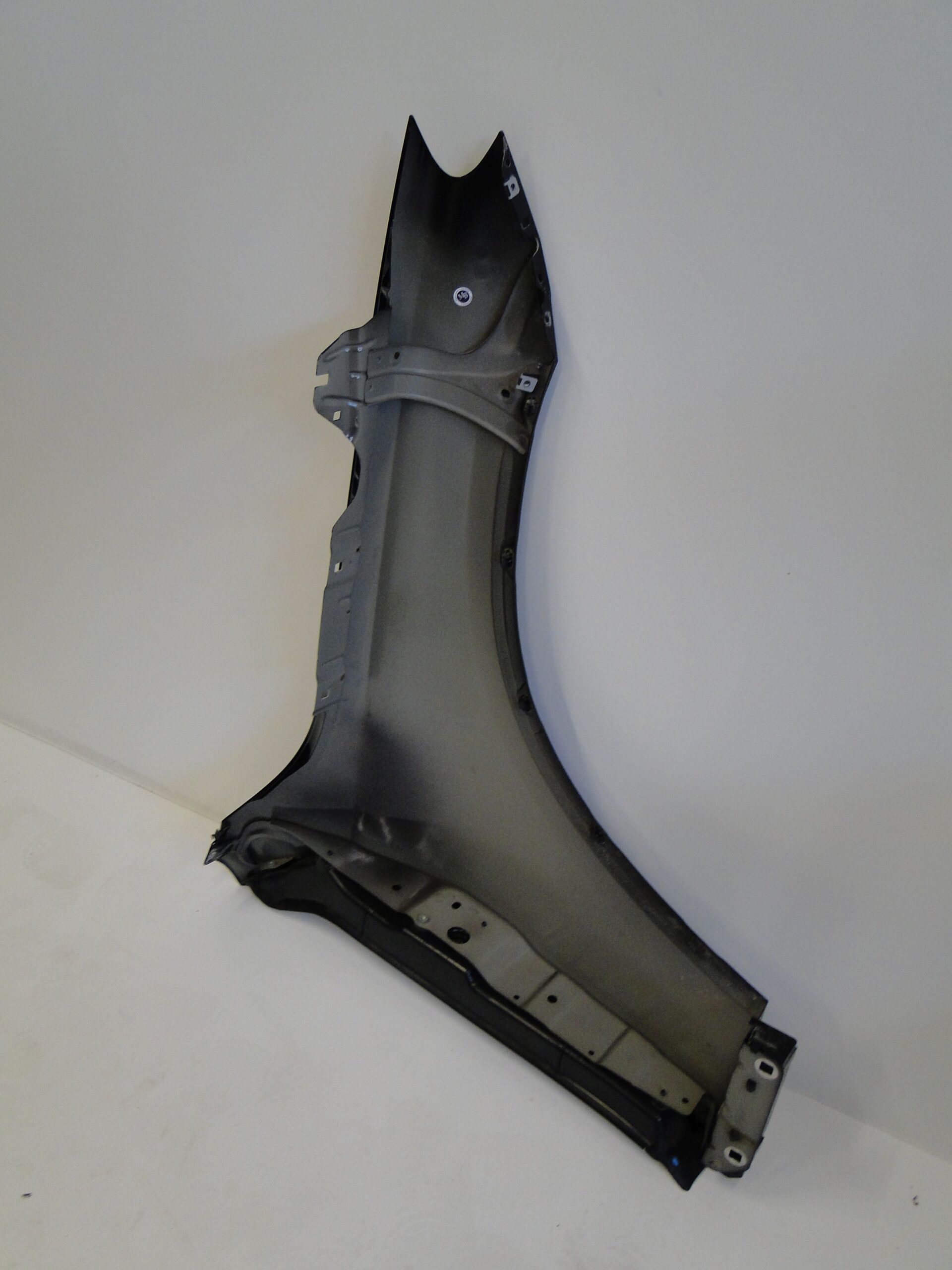 MERCEDES BŁOTNIK PRZEDNI LEWY GLC 254 X254 A2548809300 890 - obrazek 11