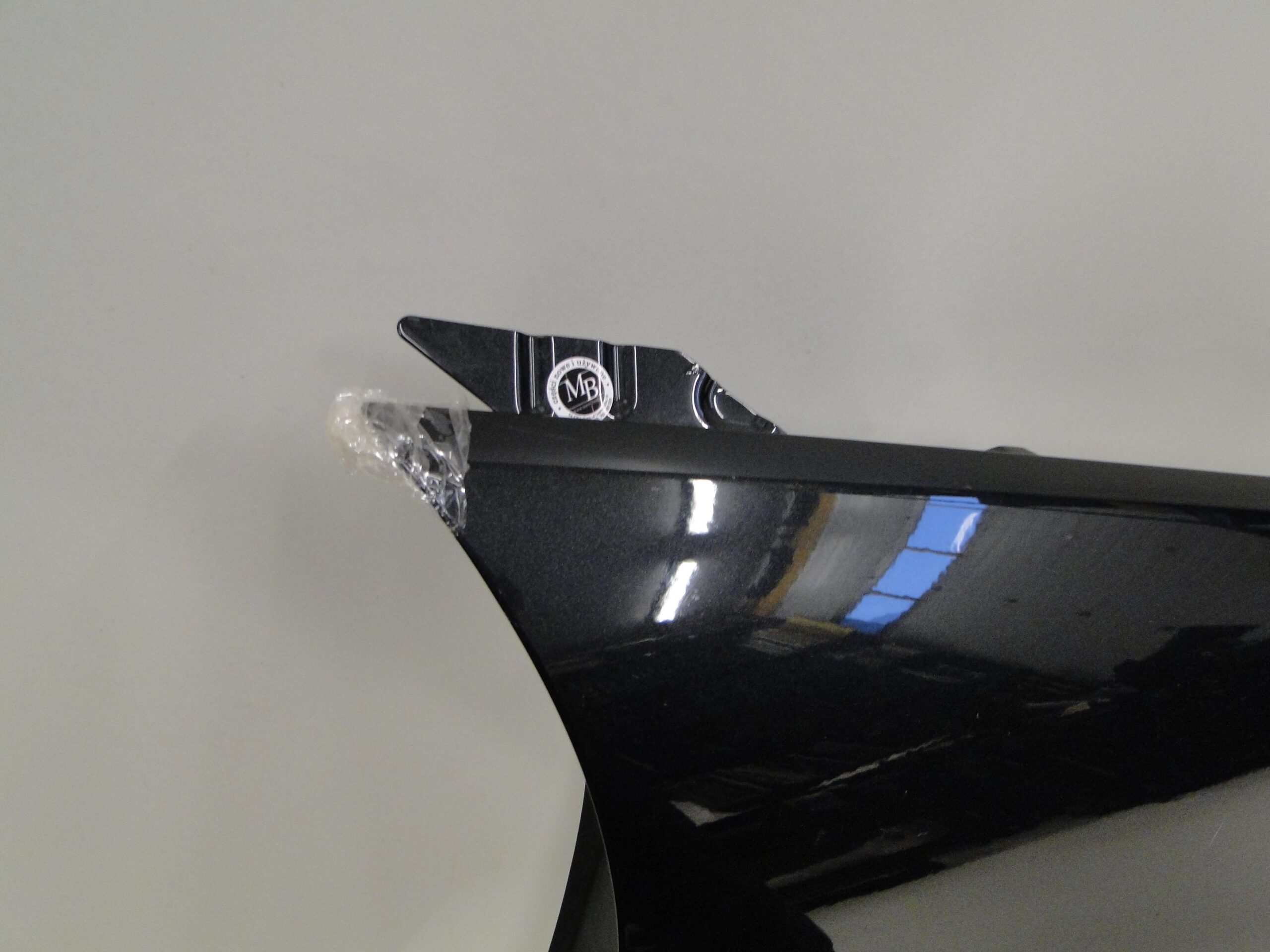 MERCEDES BŁOTNIK PRZEDNI PRAWY SL 231 R231 A2318801000 LIFT GRAFIT - obrazek 5