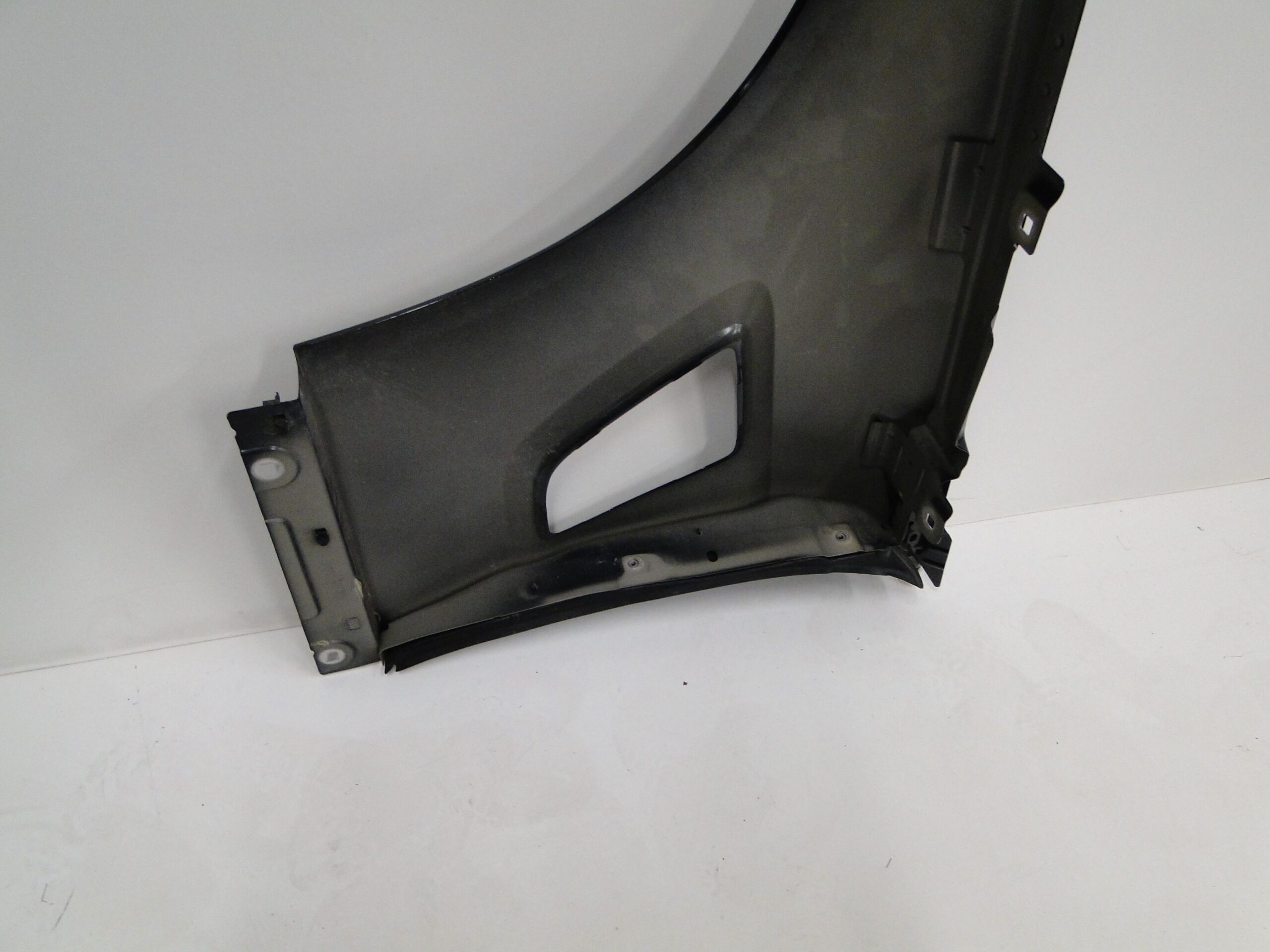 MERCEDES BŁOTNIK PRZEDNI PRAWY SL 231 R231 A2318801000 LIFT GRAFIT - obrazek 10