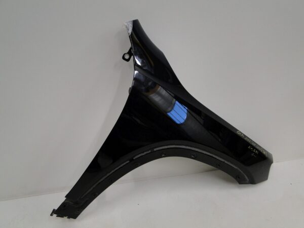 MERCEDES GLB 247 X247 BŁOTNIK PRZEDNI PRAWY A2478800201 696